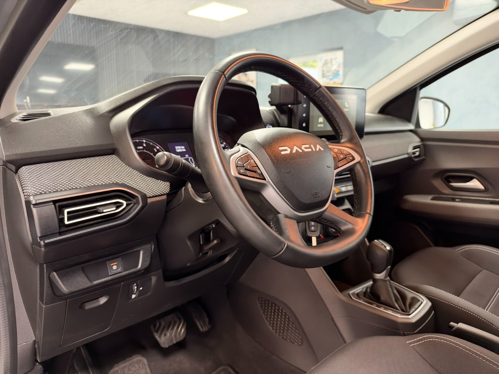 undefined Dacia Sandero fra 2024