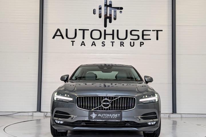 Grå Volvo S90 fra 2018