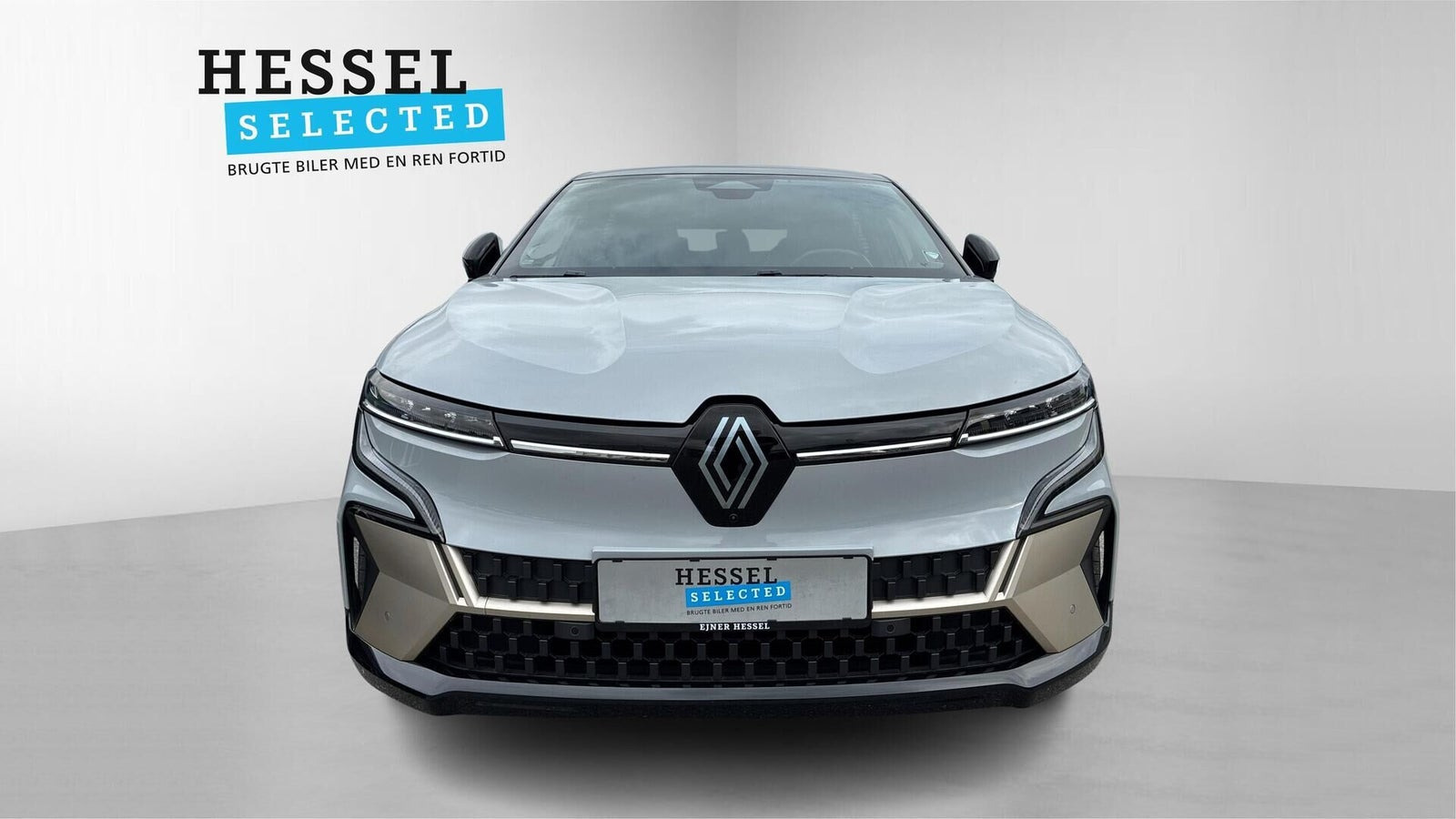 Grå Renault Megane E-Tech fra 2023