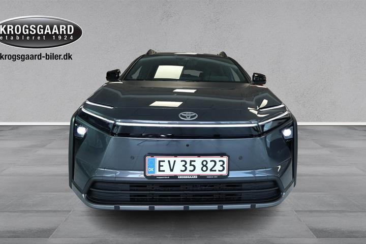 Grå Toyota bZ4X Touring fra 2026