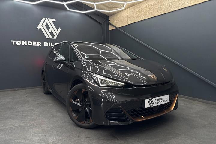 Grå Cupra Born fra 2024