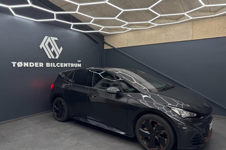 Grå Cupra Born fra 2024