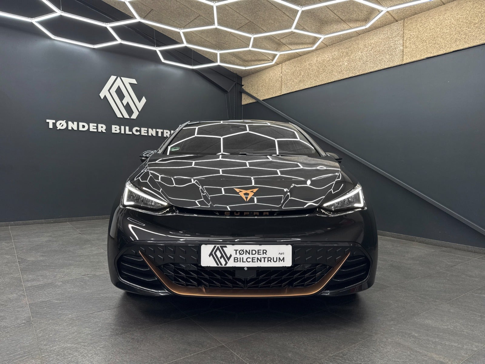 Grå Cupra Born fra 2024