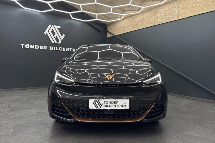 Grå Cupra Born fra 2024