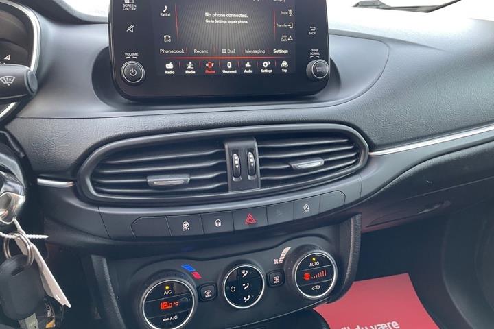 Sort Fiat Tipo fra 2018