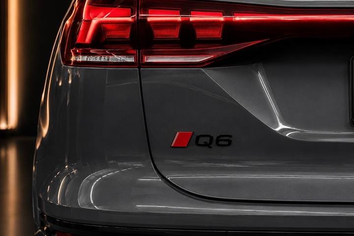 undefined Audi Q6 e-tron fra 2025