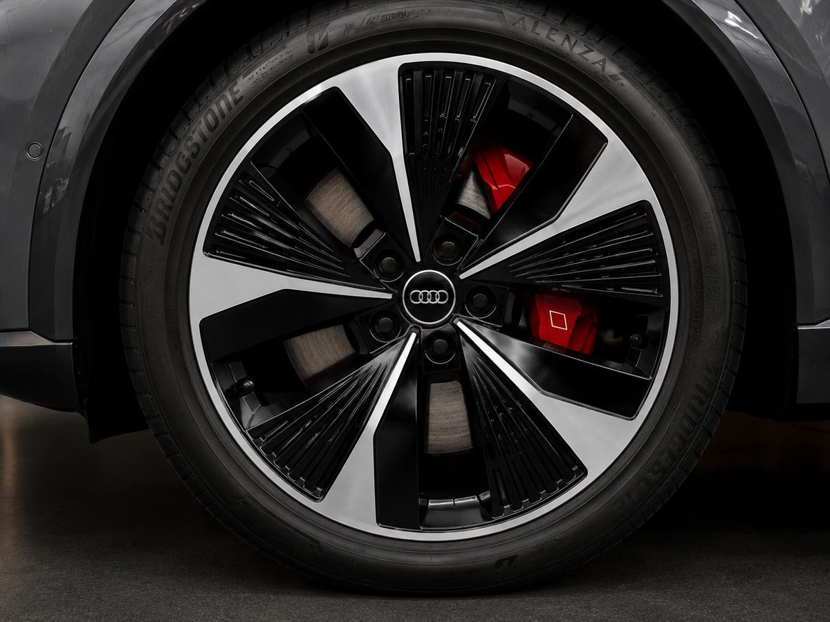 undefined Audi Q6 e-tron fra 2025