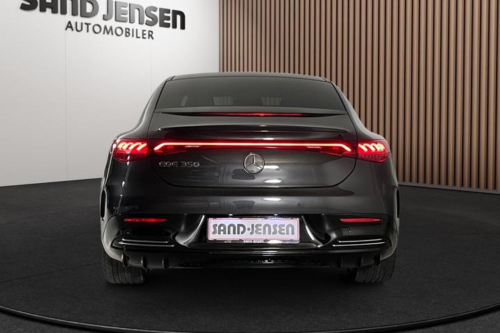 Grå Mercedes EQE350 fra 2024