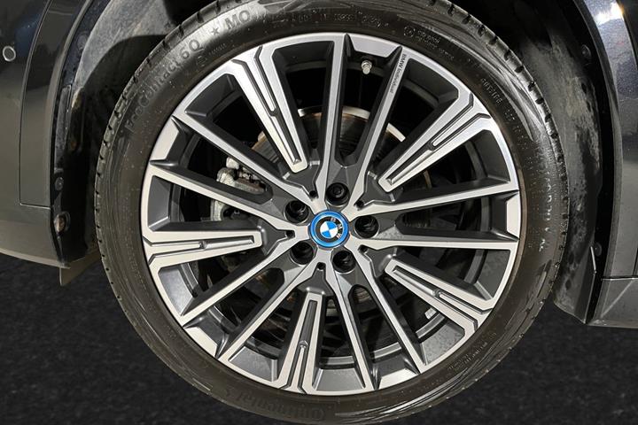 Sort BMW iX1 fra 2024