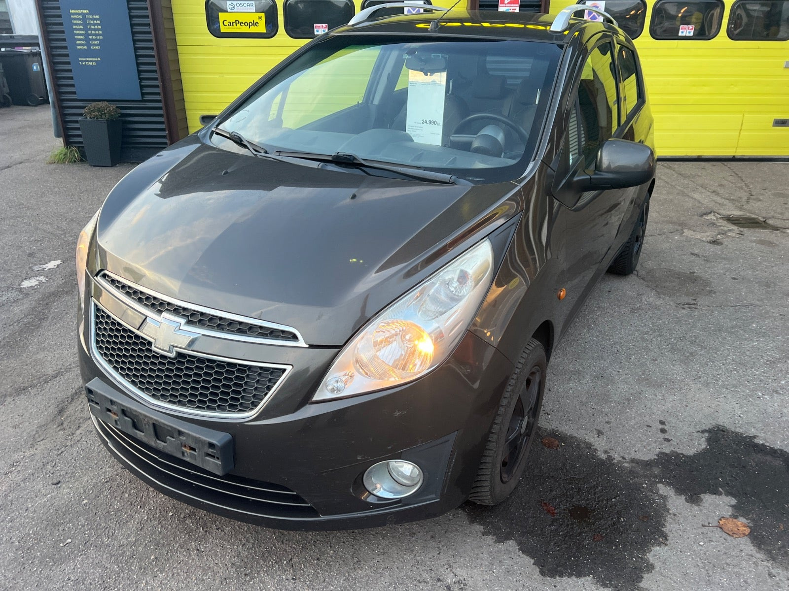 Brun Chevrolet Spark fra 2012