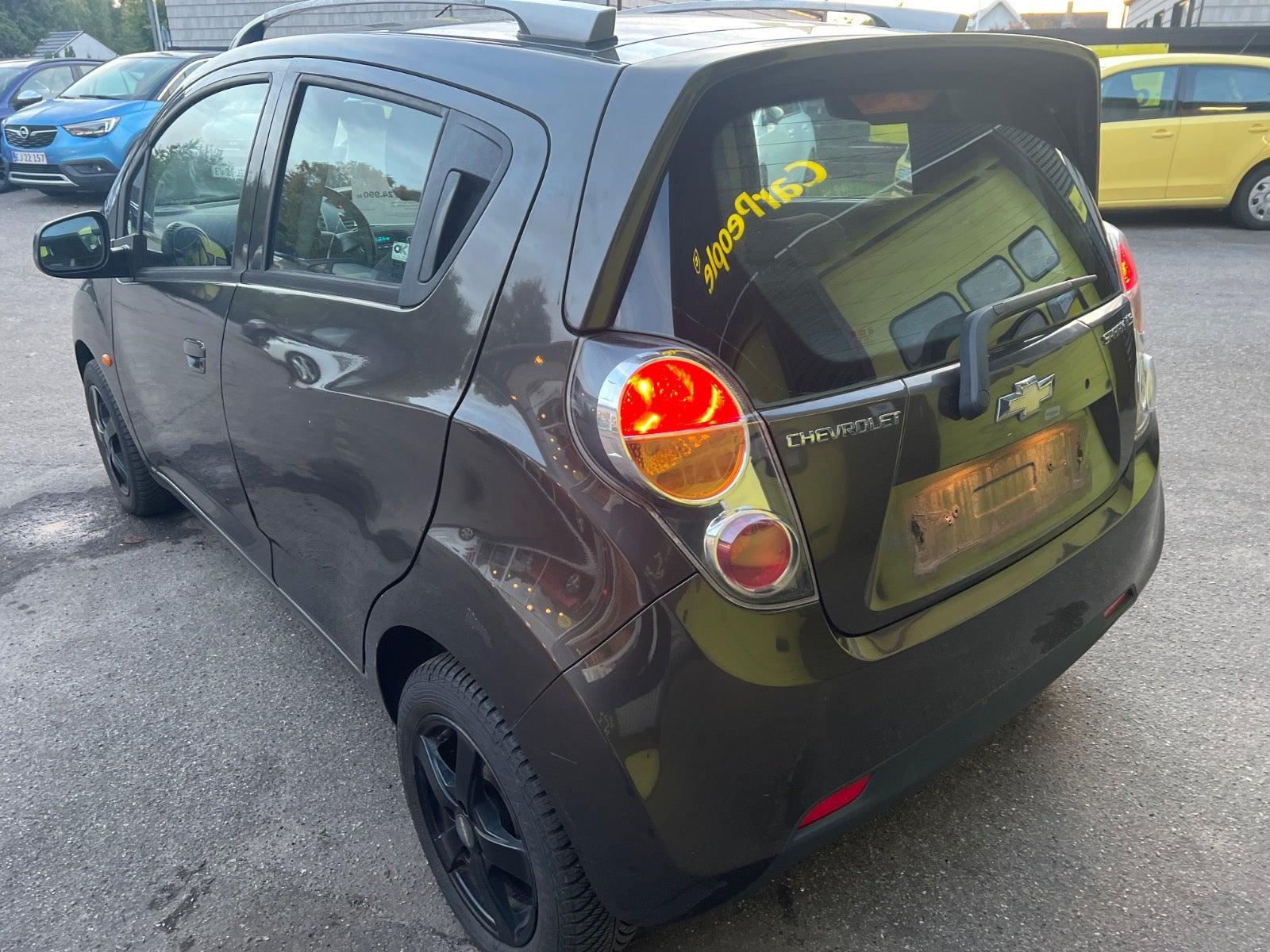 Brun Chevrolet Spark fra 2012