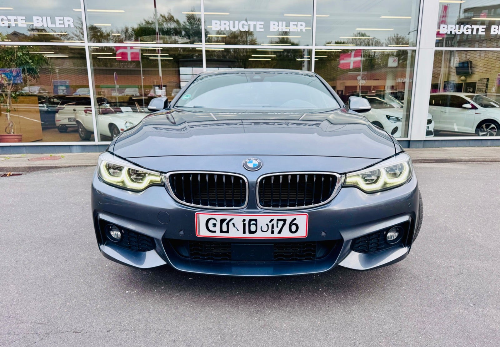 Grå BMW 430d fra 2018