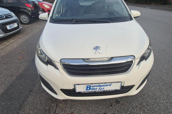 Hvid Peugeot 108 fra 2016