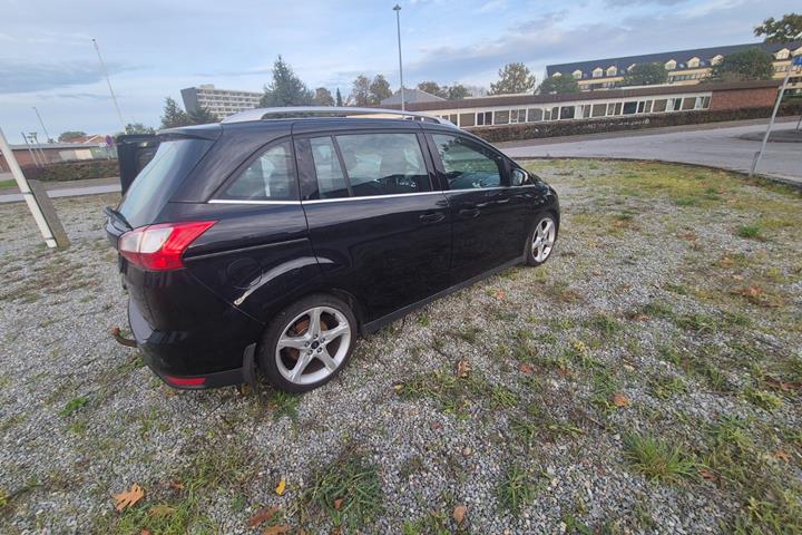Sort Ford Grand C-Max fra 2011