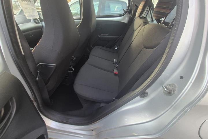 Sølv Citroën C1 fra 2015