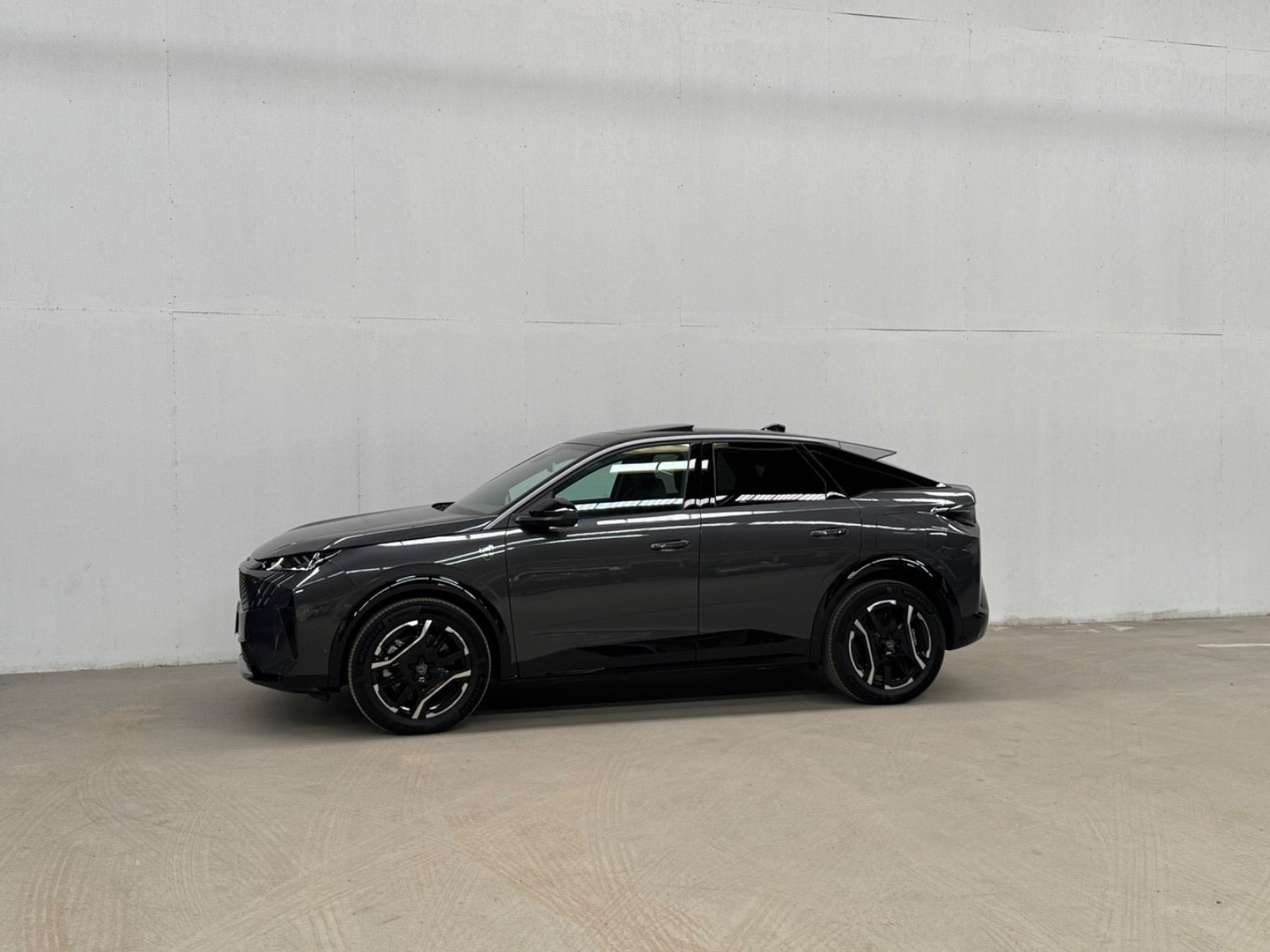 undefined Peugeot e-3008 fra 2025