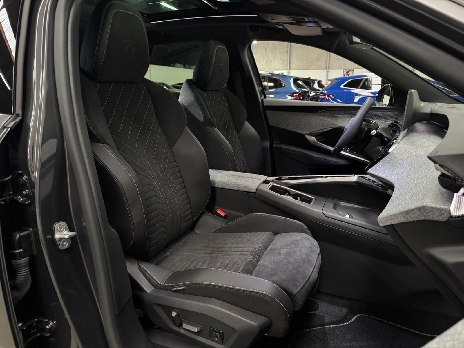 undefined Peugeot e-3008 fra 2025