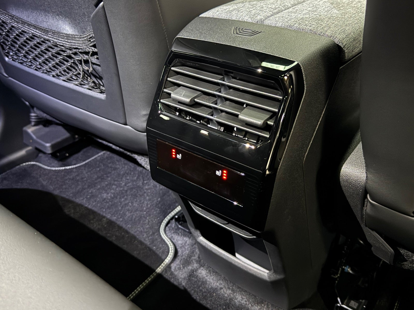 undefined Peugeot e-3008 fra 2025
