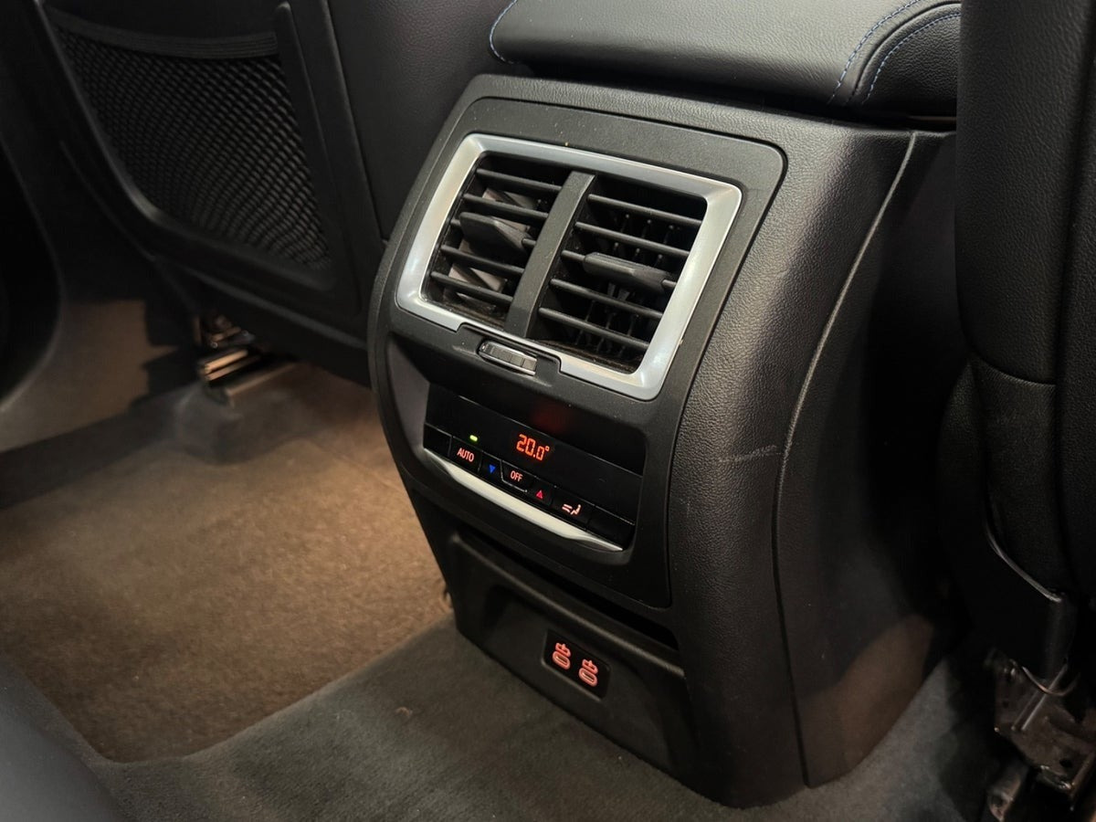 Sort BMW iX3 fra 2022