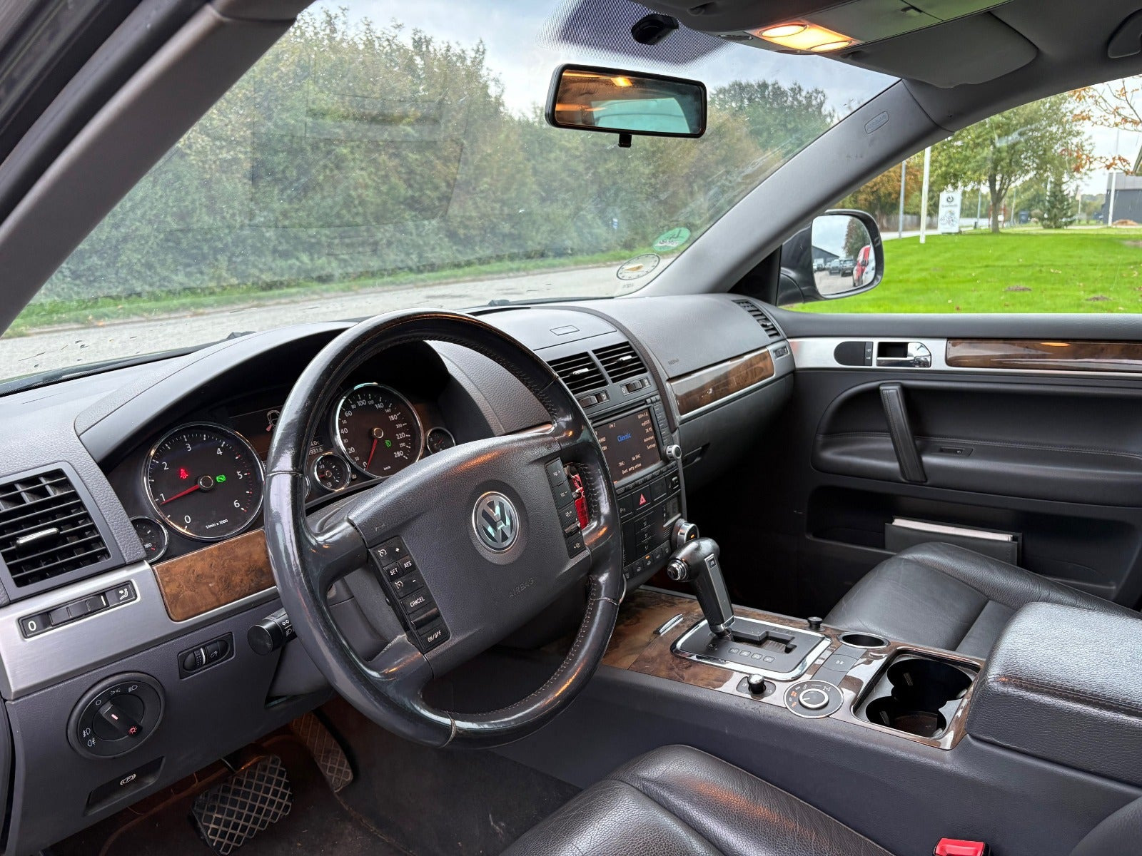 Sort VW Touareg fra 2008
