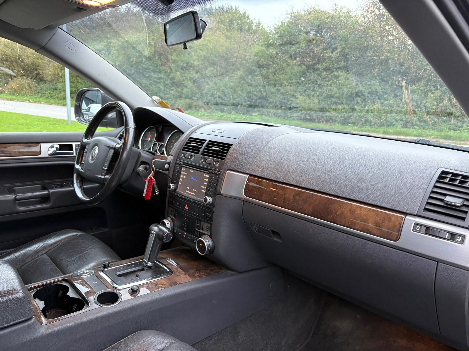Sort VW Touareg fra 2008
