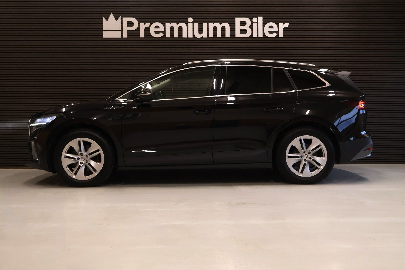 Sort Skoda Enyaq fra 2023