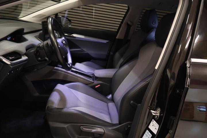 Sort Skoda Enyaq fra 2023