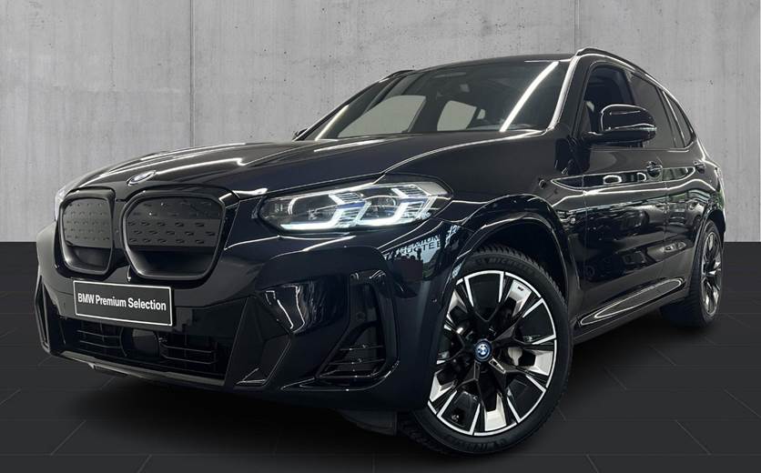 BMW iX3 Charged Plus M-Sport