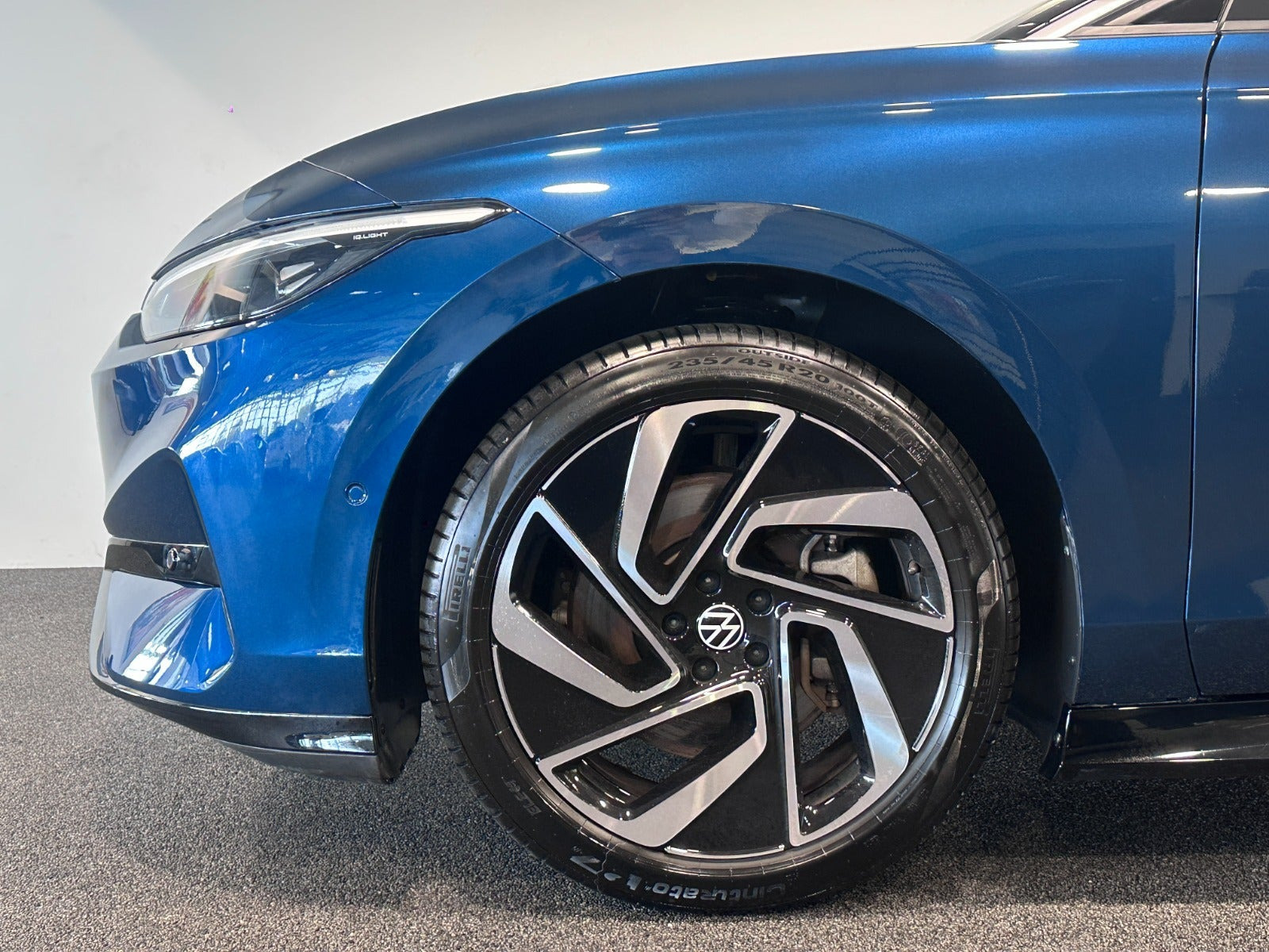 Blå VW ID.7 fra 2024
