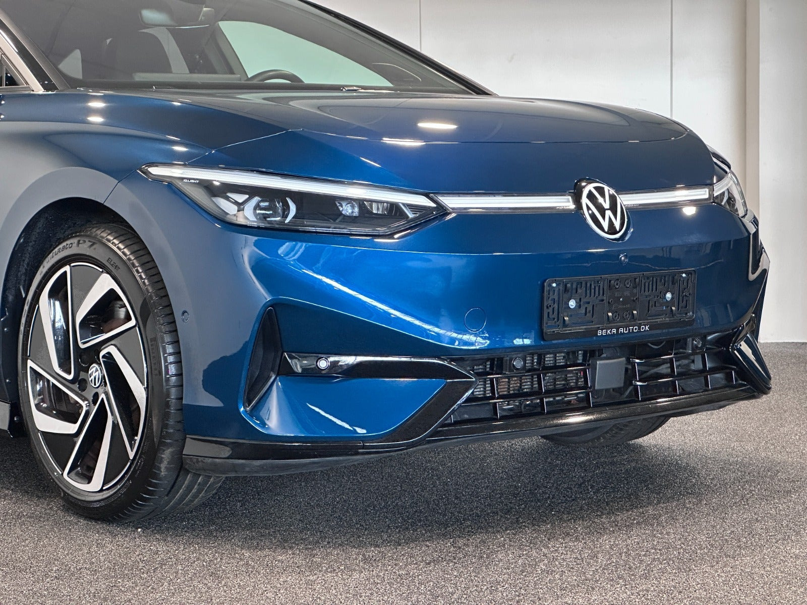 Blå VW ID.7 fra 2024