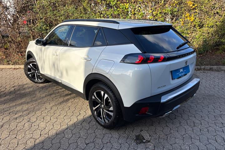 undefined Peugeot 2008 fra 2021