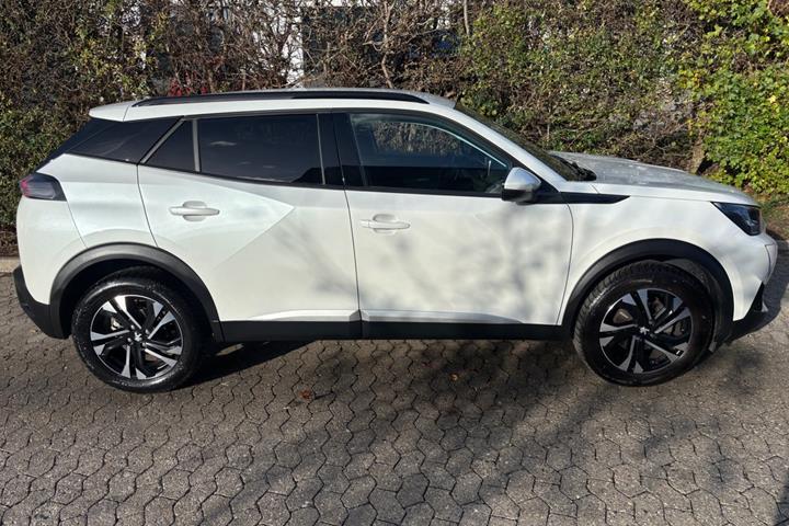 undefined Peugeot 2008 fra 2021