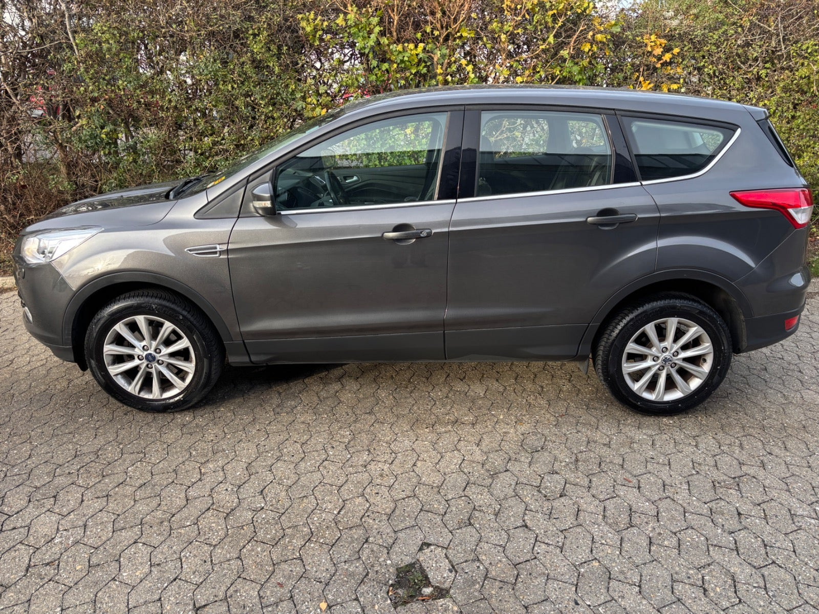 undefined Ford Kuga fra 2016