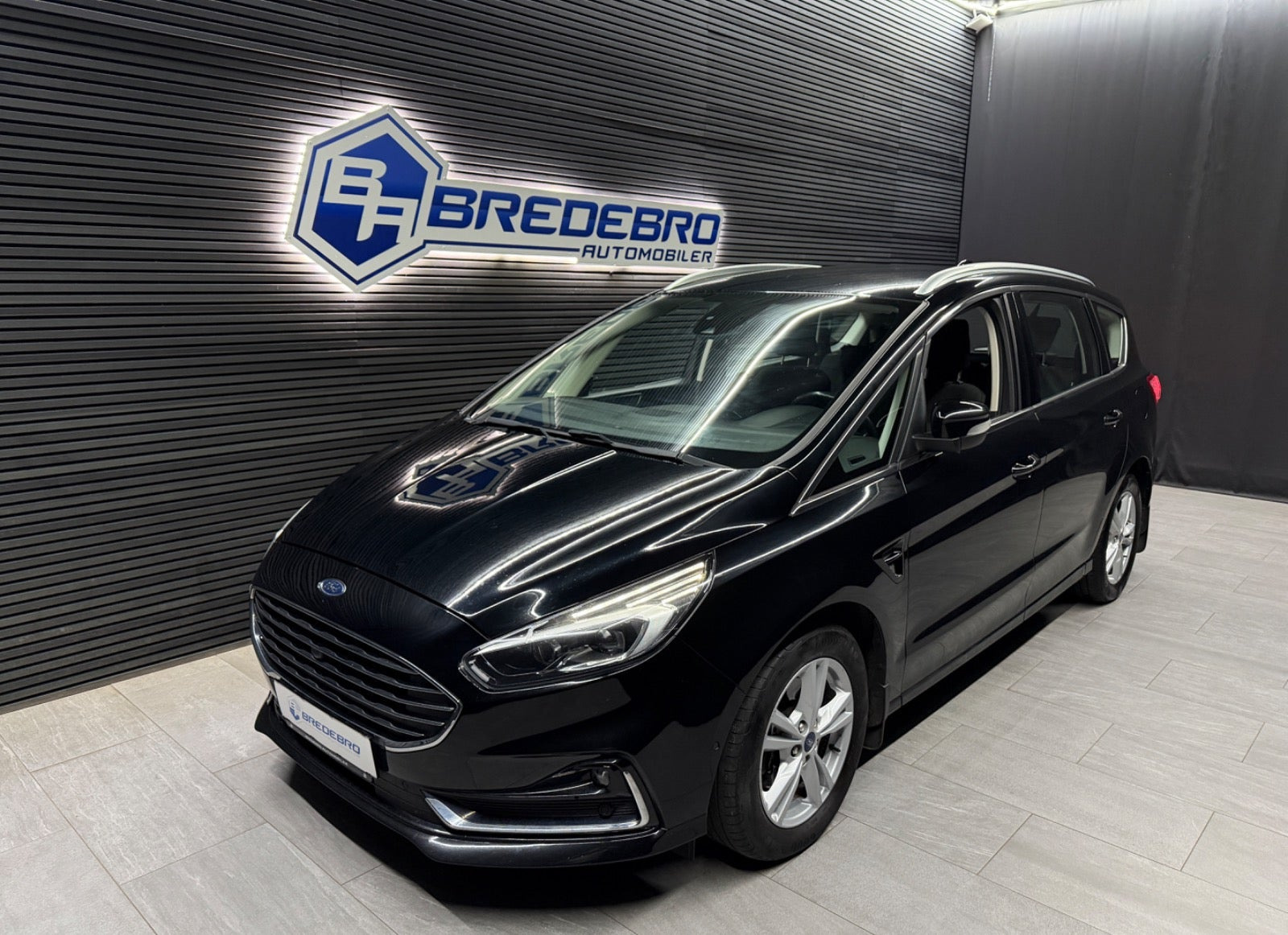 Ford S-MAX 2,0 EcoBlue Titanium aut. 7prs