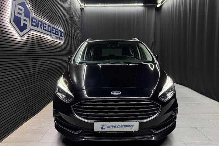 Sort Ford S-MAX fra 2020