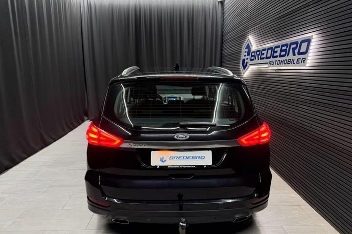 Sort Ford S-MAX fra 2020