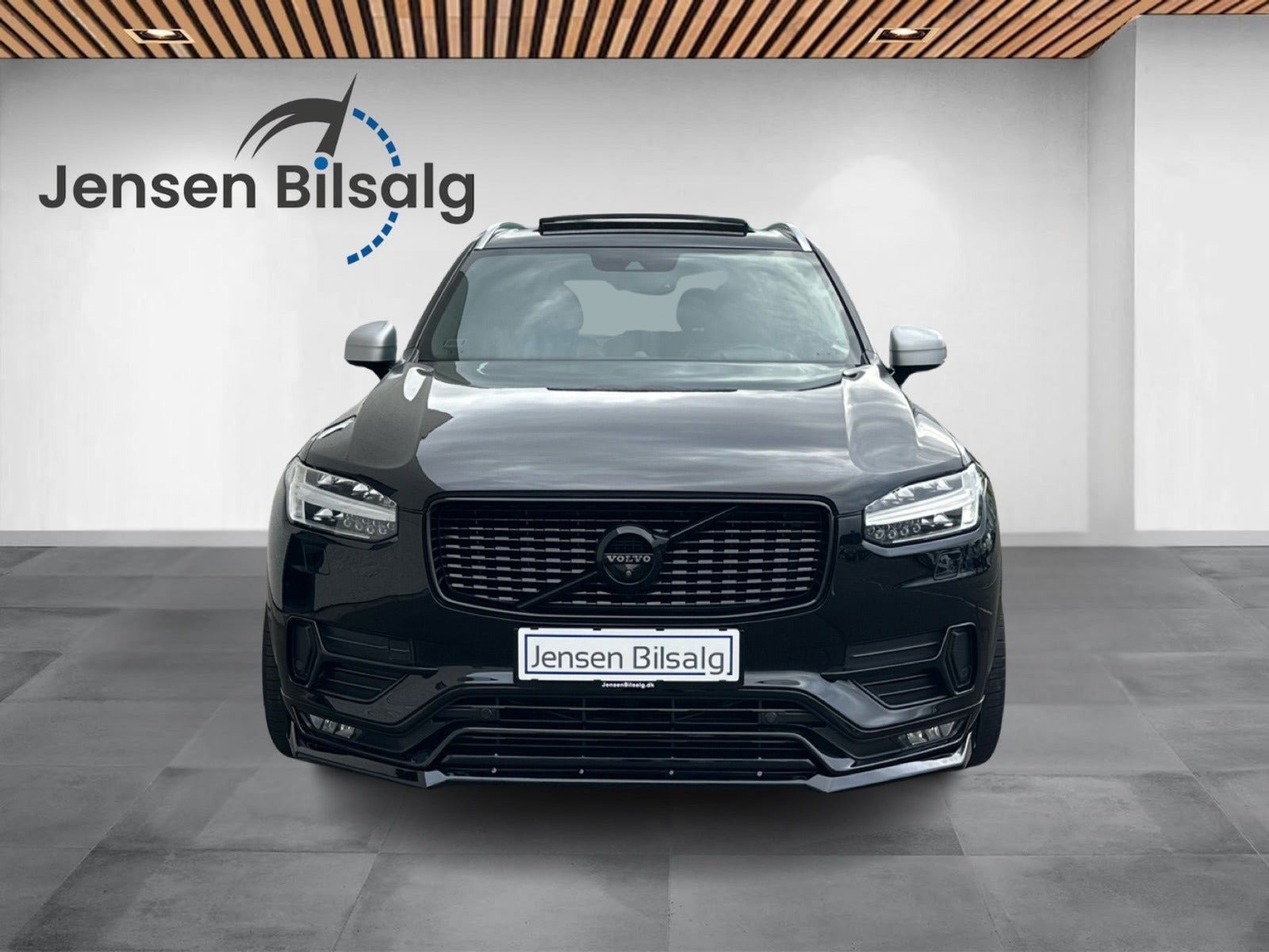 Sort Volvo XC90 fra 2016
