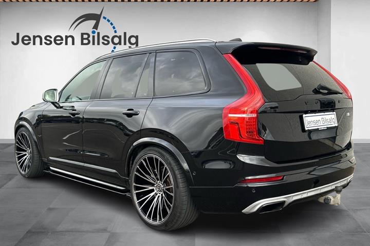 Sort Volvo XC90 fra 2016