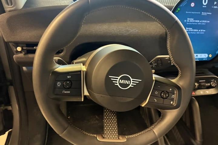 Grå Mini Cooper SE fra 2024
