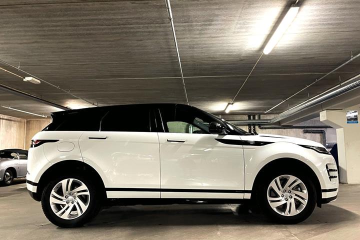 Hvid Land Rover Range Rover evoque fra 2020