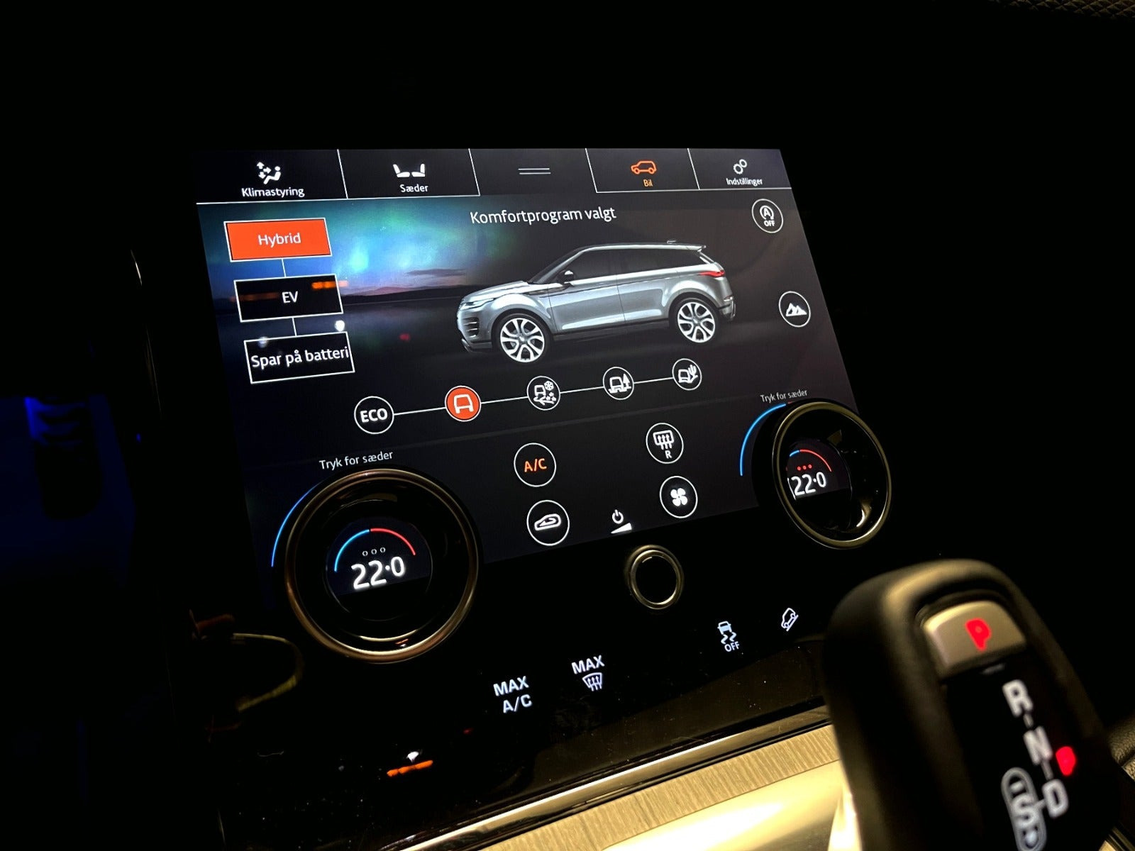 Hvid Land Rover Range Rover evoque fra 2020