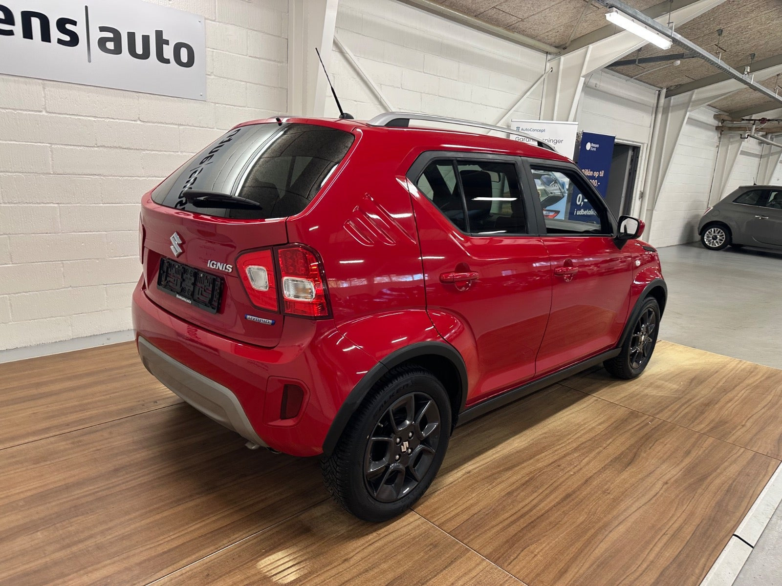 Rød Suzuki Ignis fra 2023