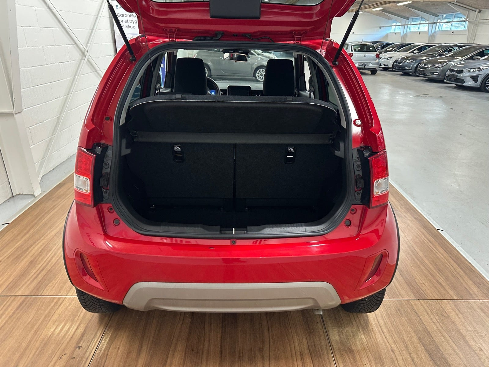 Rød Suzuki Ignis fra 2023