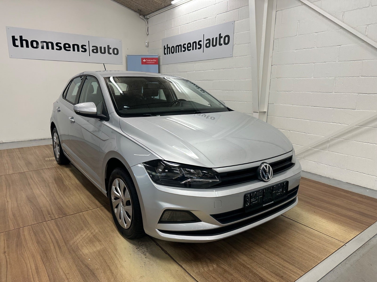 Sølv VW Polo fra 2018