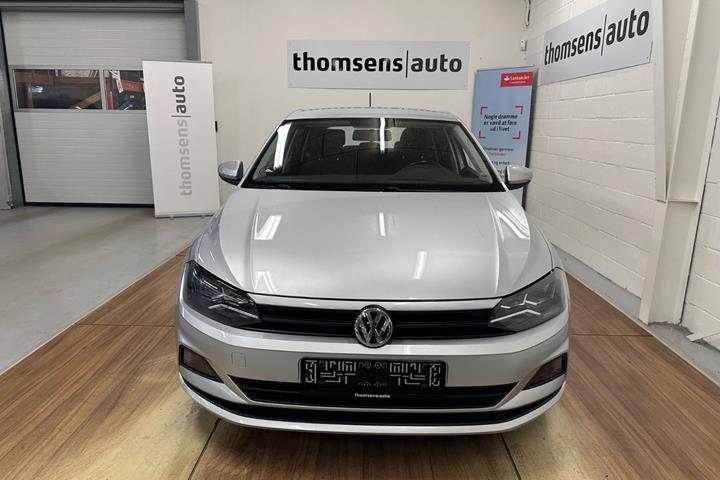 Sølv VW Polo fra 2018