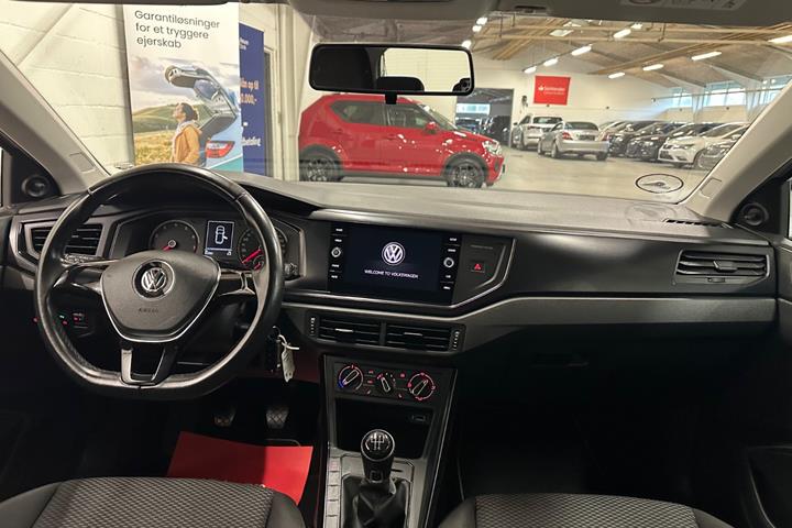 Sølv VW Polo fra 2018