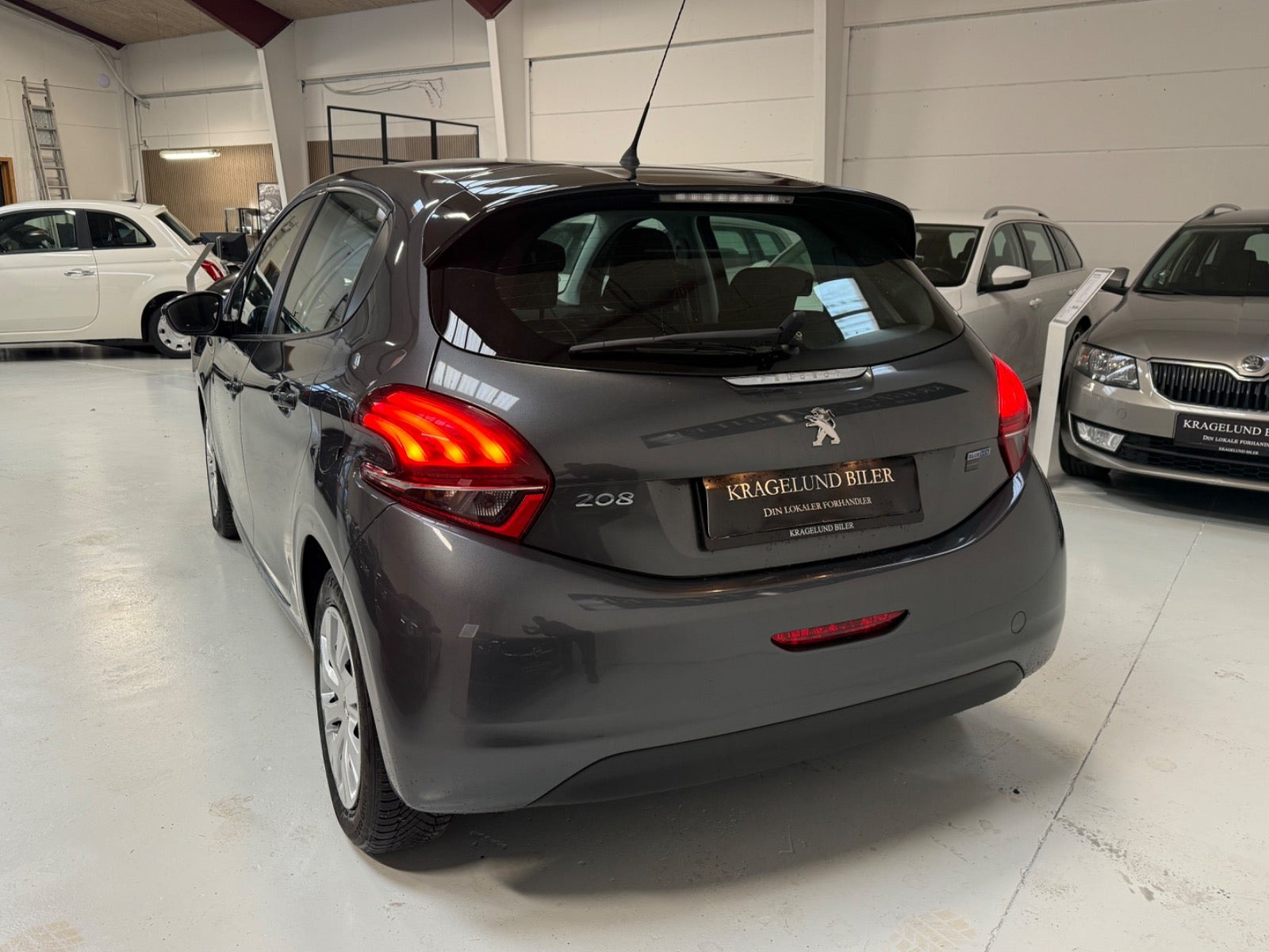 Grøn Peugeot 208 fra 2016