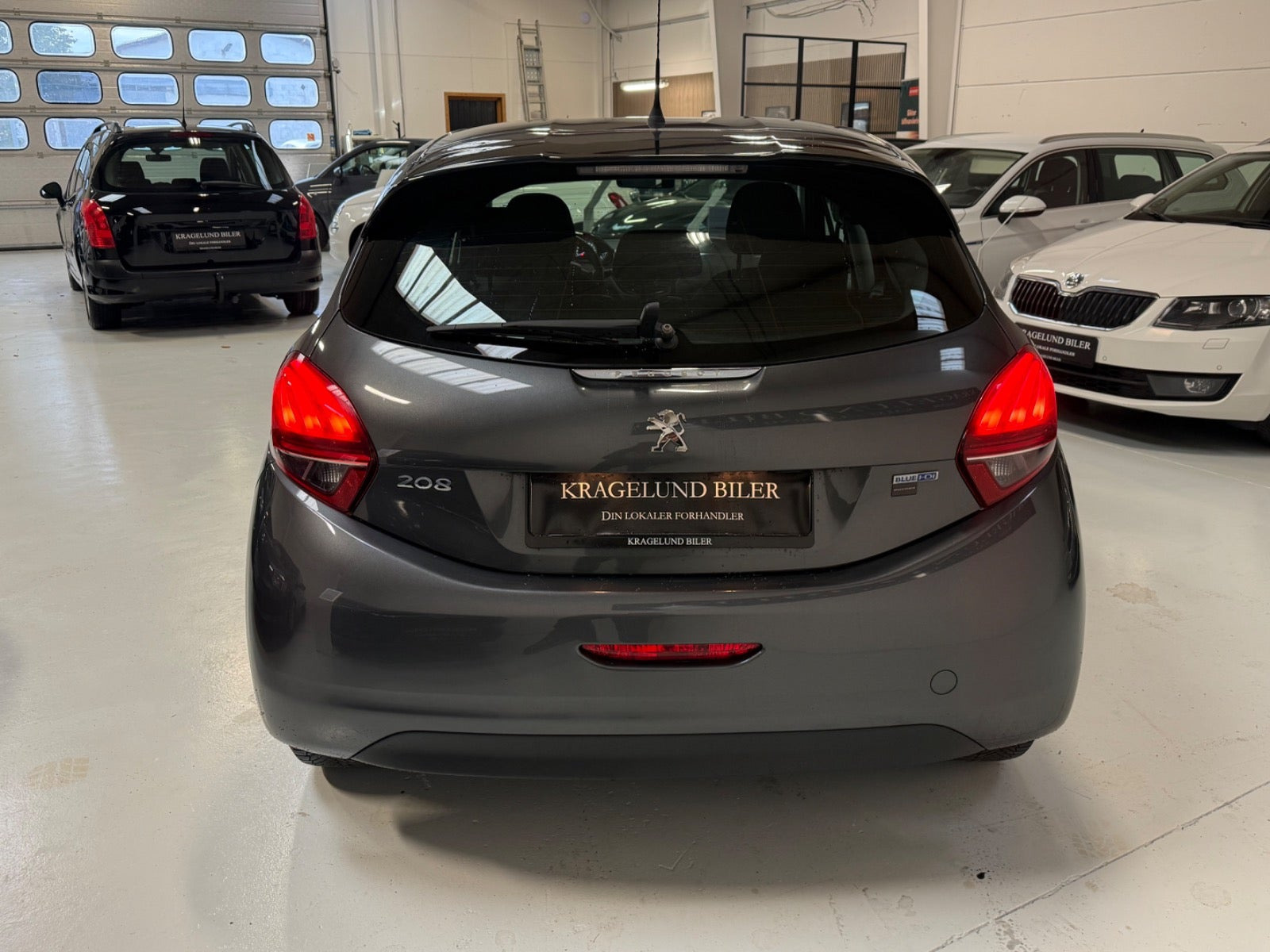 Grøn Peugeot 208 fra 2016