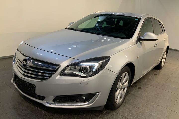 Sølv Opel Insignia fra 2014