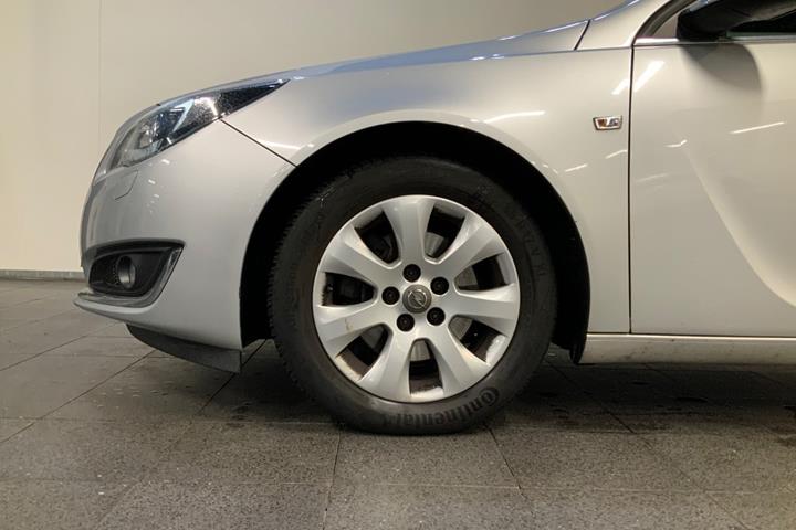 Sølv Opel Insignia fra 2014